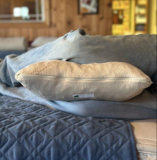 Knee Pillow for side sleepers - Image 2